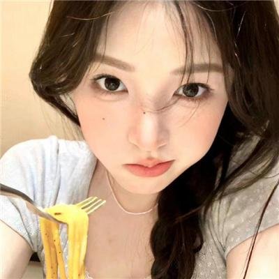 上交亿倍灵石入宗，吓坏女帝师尊